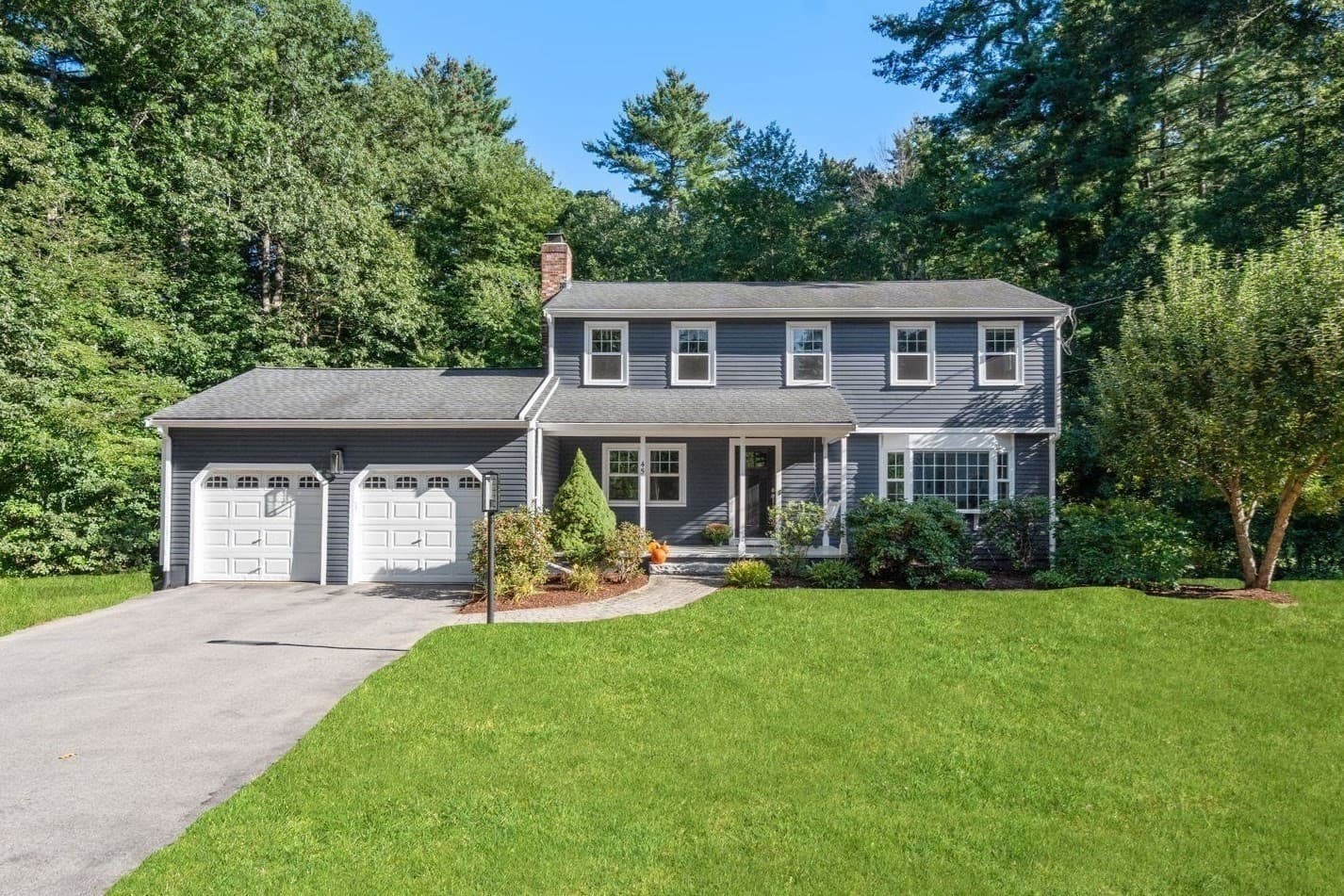 45 Woodmere Dr